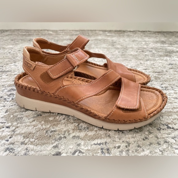 Pikolinos Womens Altea Brown Leather Sandals - Picture 2 of 9